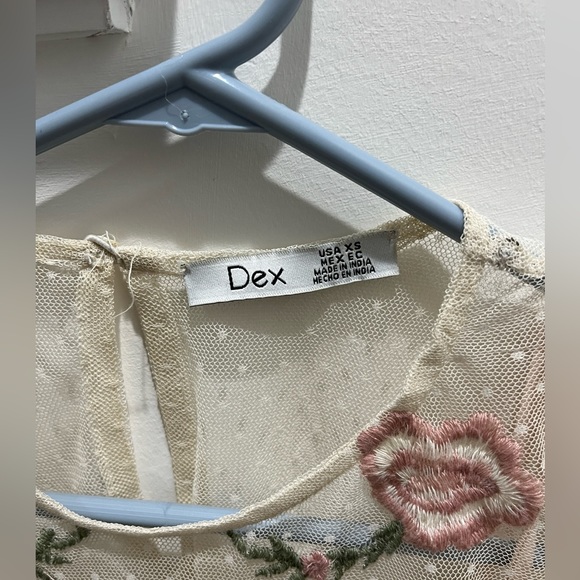 XS Dex Vintage Style Rose Pink Blouse. Like New Condition. - Picture 3 of 3